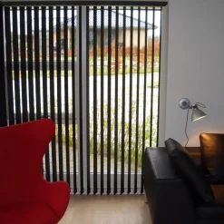 Debel lamelgardin komplet Line, sort 100x250 cm.* Gardiner|Tilbehør Til Kontor Og Værksted