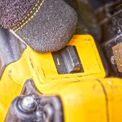 DeWALT DCN930N-XJ 18V XR 33GA 90mm sømpistol solo* Sømpistoler