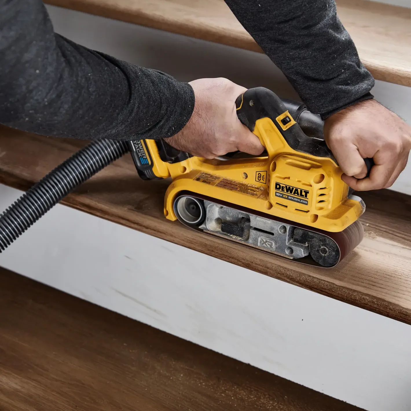 DeWALT DCW220N-XJ 18V Båndsliber solo* Båndslibere
