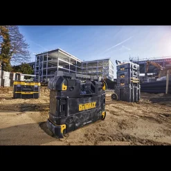 DeWALT DWST1-81078 TSTAK byggepladsradio med oplader* Arbejdsradioer