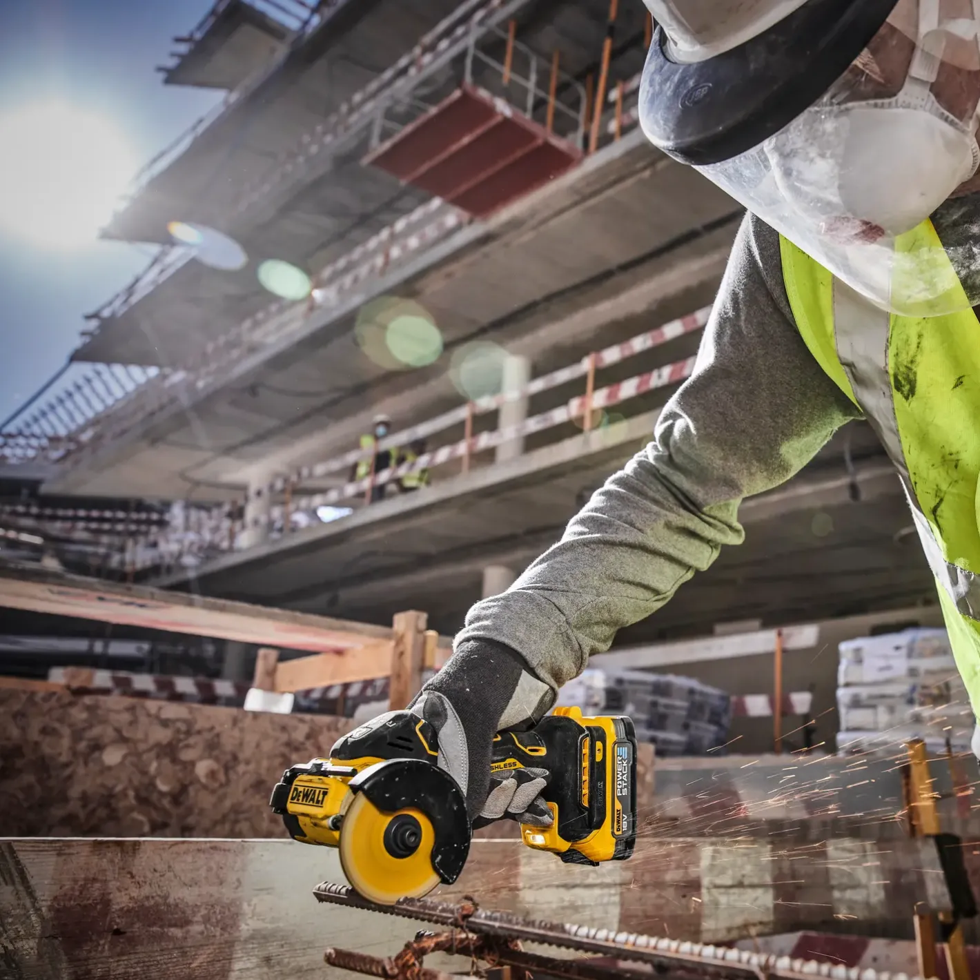 DeWALT vinkelsliber Ø76 mm 18V solo* Vinkelslibere