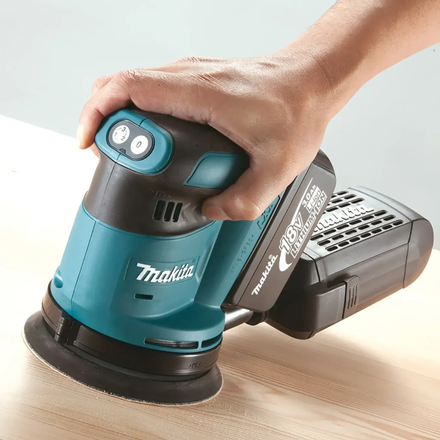 Makita DBO180Z 18V LXT excentersliber solo* Excenterslibere