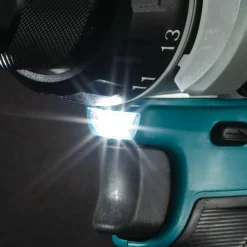 Makita DHP486RTR-DAV slagboremaskine 18V inkl. 2x5,0 Ah batteri og lader* Bore- Og Skruemaskiner