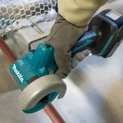 Makita DMC300Z 18V LXT multiskærer solo* Multicuttere