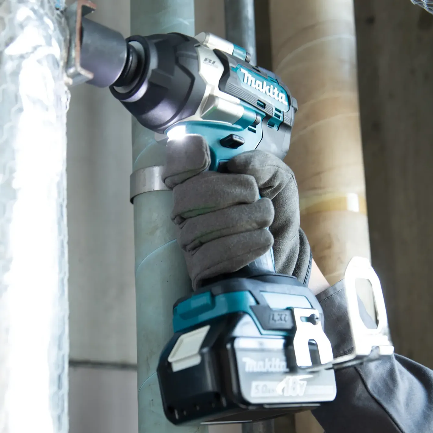 Makita DTW700Z slagnøgle 18V LXT solo* Slagnøgler