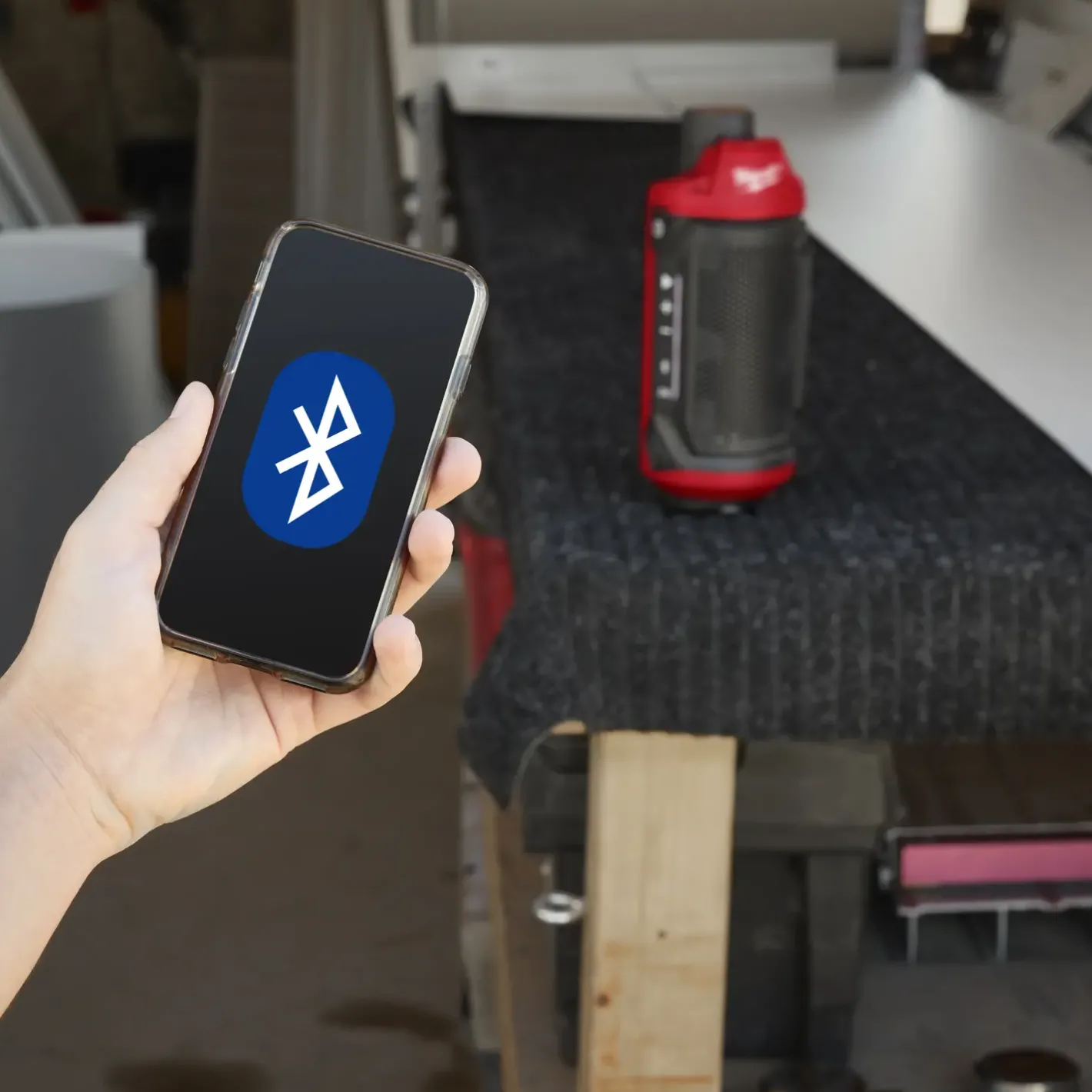 Milwaukee M12™ arbejdshøjtaler Bluetooth® solo* Arbejdsradioer