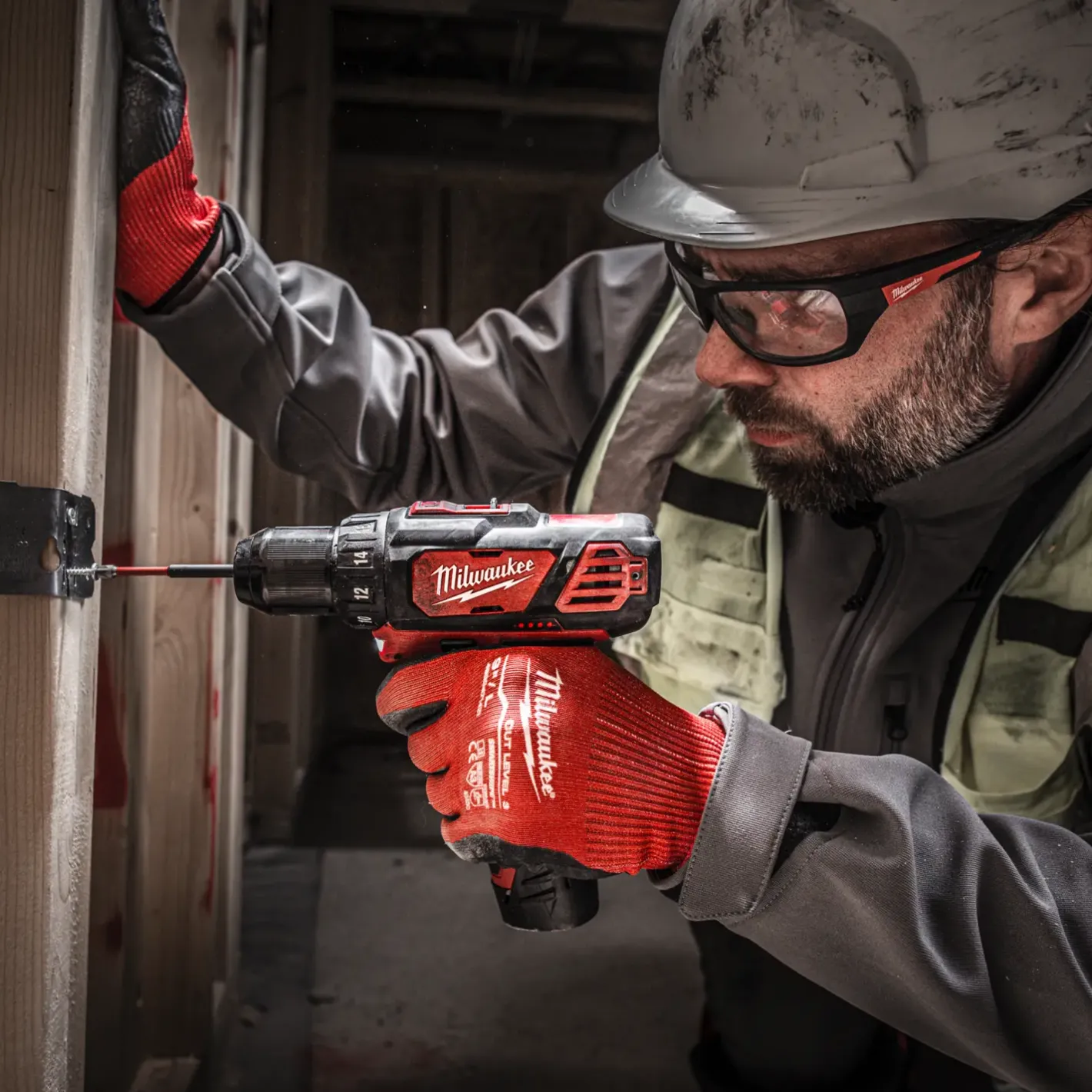 Milwaukee M12™ BDD-201C 12V bore-/skruemaskine inkl. 1x2 Ah batteri og lader* Bore- Og Skruemaskiner