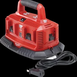 Milwaukee M1418 C6 multioplader til 6 batterier* Batterier Og Opladere