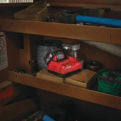 Milwaukee M12-18 FC hurtigoplader* Batterier Og Opladere