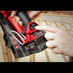 Milwaukee M18 FFN-502C Fuel™ 18V sømpistol 2x5.0 Ah batterier og lader* Sømpistoler