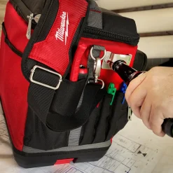 Milwaukee PACKOUT™ køletaske* Kaffe Og Køkkenudstyr|Tilbehør Til Kontor Og Værksted