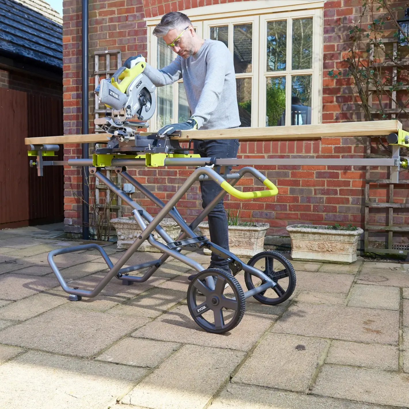 Ryobi EMS190DCL akku kap-/geringssav 18V ONE+ solo* Kap-/Geringssave