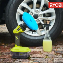 Ryobi R18CPS-0 rengøringsmaskine m/ børste 18V ONE+ solo* Bilpleje