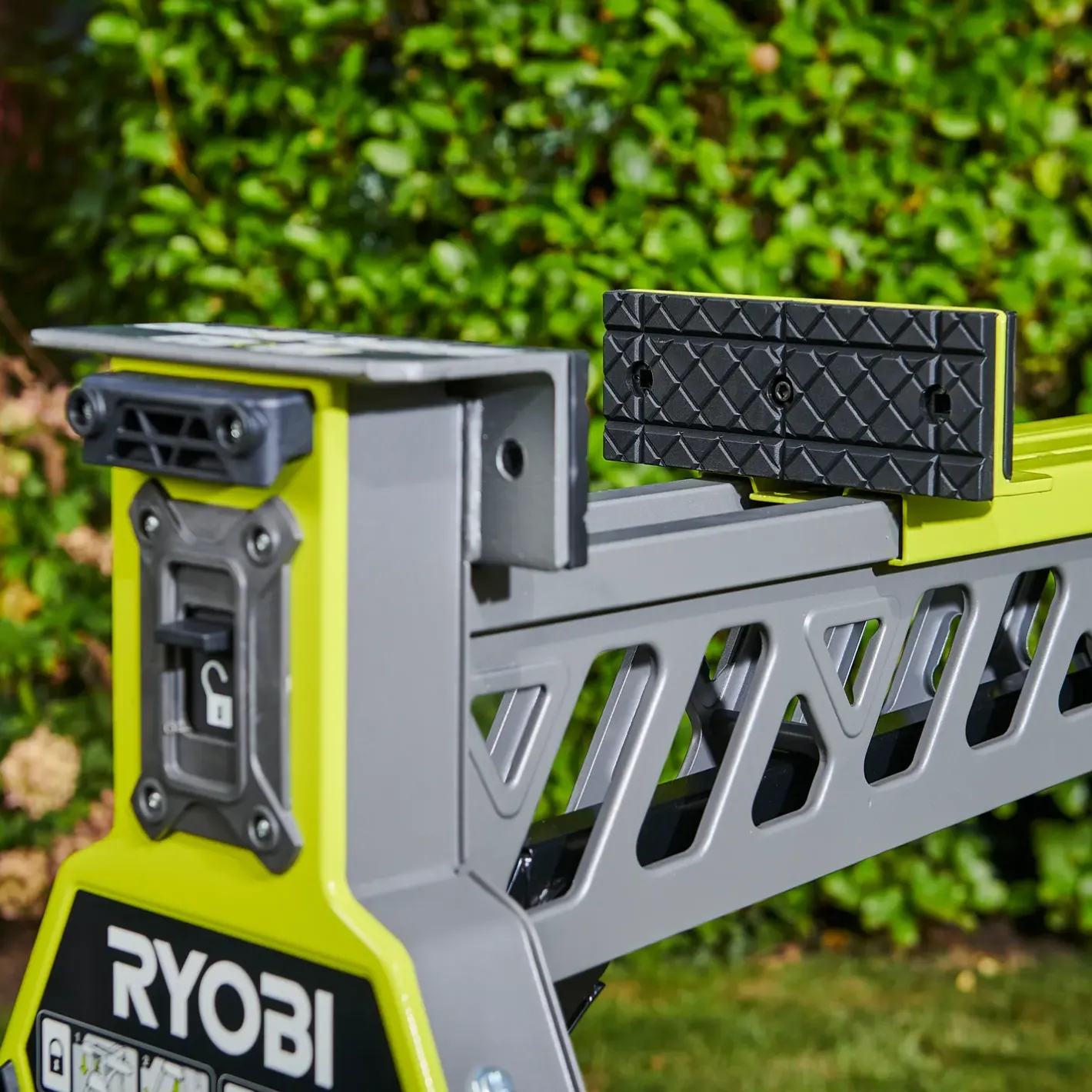 Ryobi RSTSJ150 transportabel arbejdsbænk med spændesystem* Arbejdsborde Og Reoler