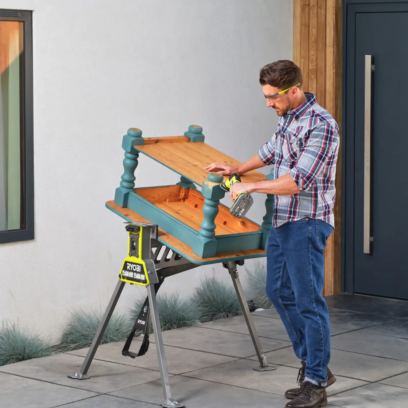 Ryobi RSTSJ150 transportabel arbejdsbænk med spændesystem* Arbejdsborde Og Reoler