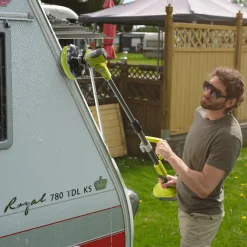 Ryobi R18TPS-120G teleskop rengøringsbørste 1x2,0 Ah 18V ONE+* Bilpleje