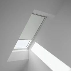 Velux mørklægning manuel DKL FK06 hvid, 66 x 118 cm* Gardiner|Tilbehør Til Kontor Og Værksted
